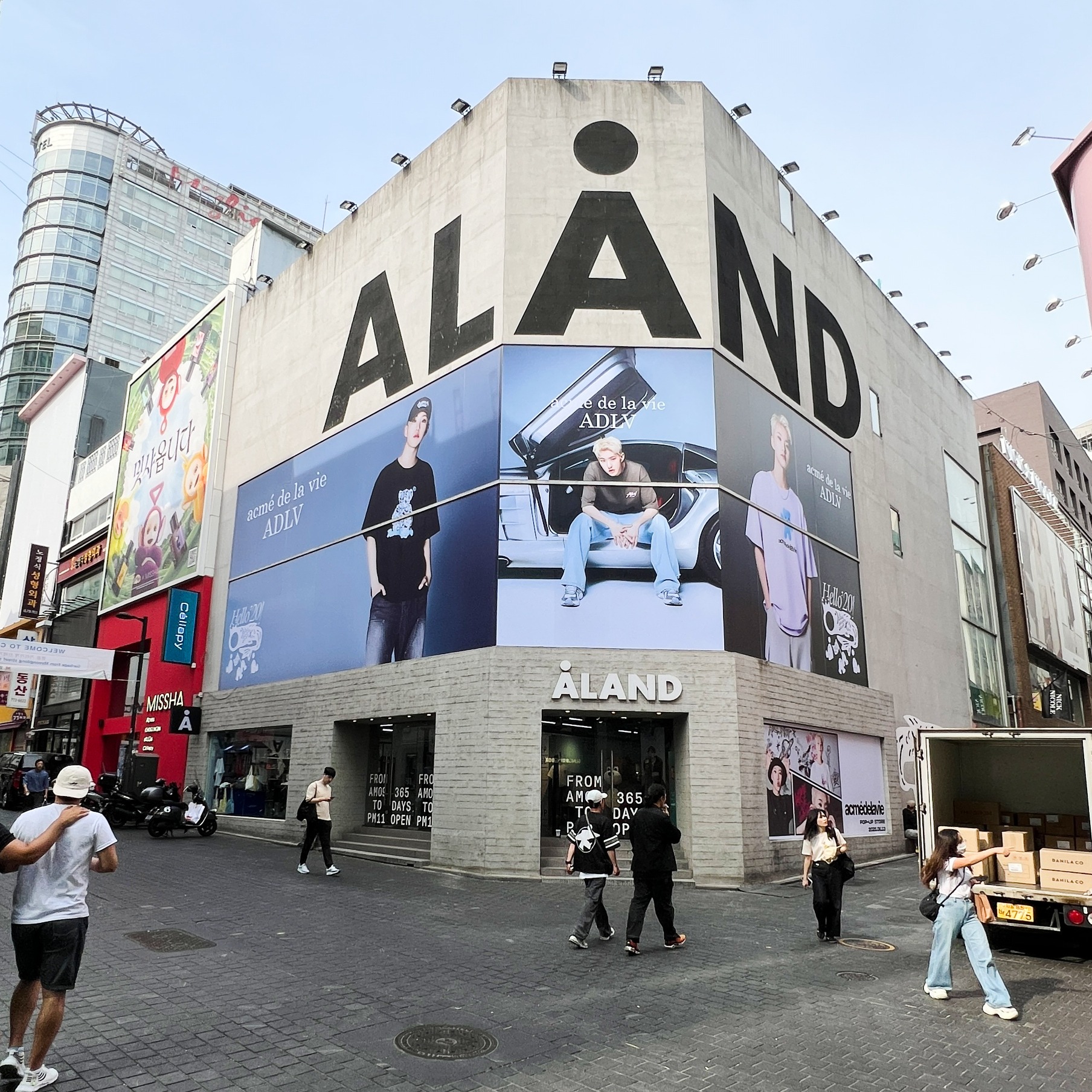 아크메드라비(ADLV), 명동·신세계·용산 팝업 28-Image